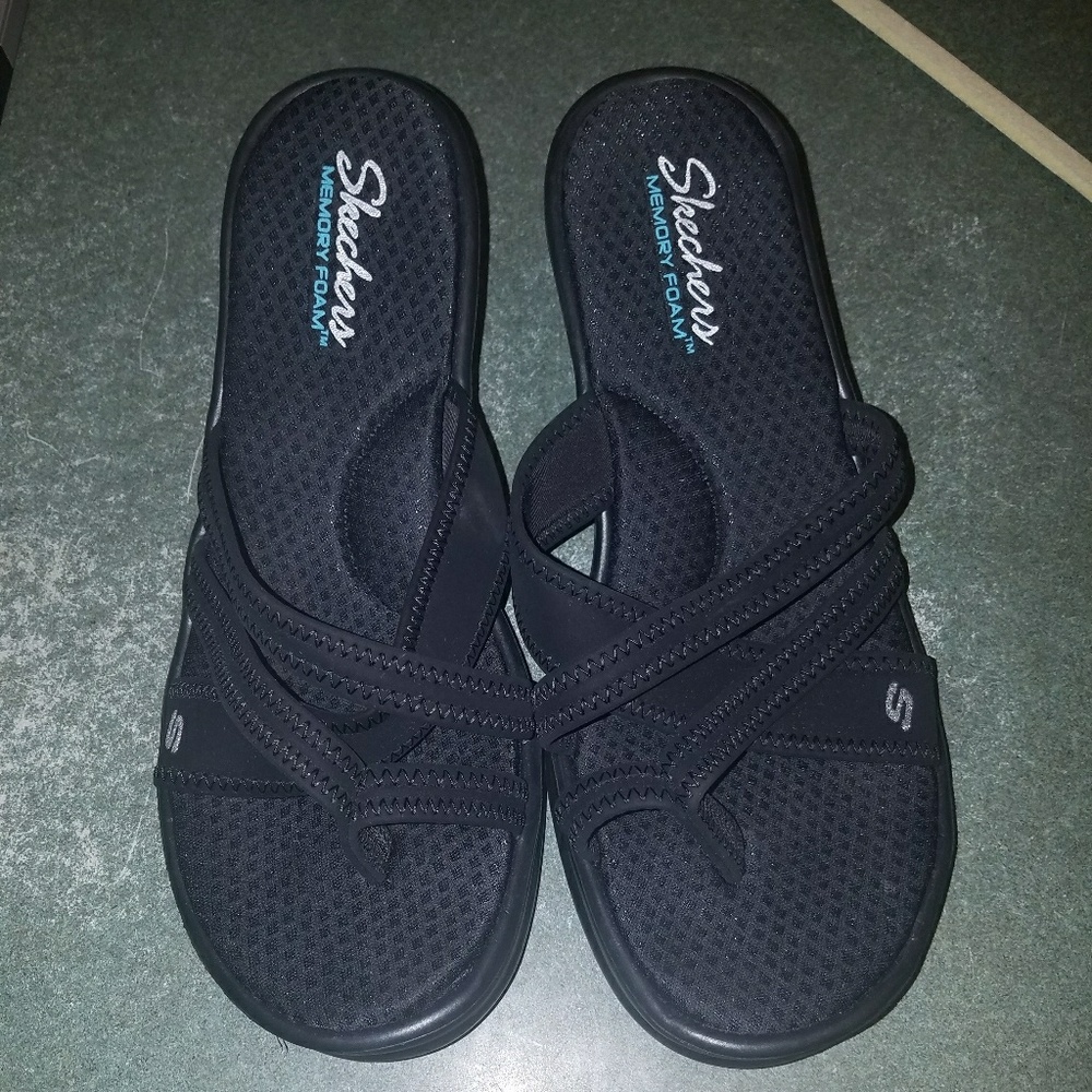 Sketchers wedge sandals